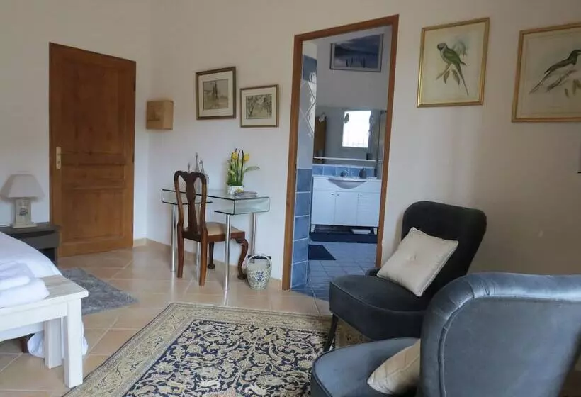 Aamiaismajoitus (B&B) Le Mas De La Draille