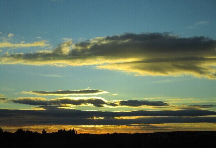 مبيت وإفطار Le Mas De La Draille