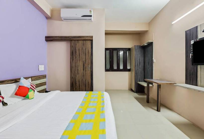 ホテル Abhishek Palace By Oyo Rooms