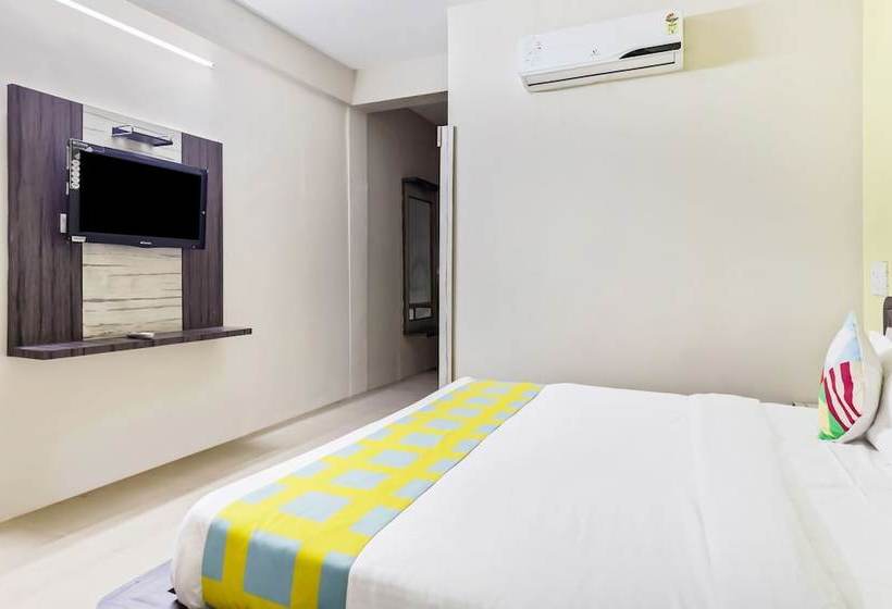 ホテル Abhishek Palace By Oyo Rooms