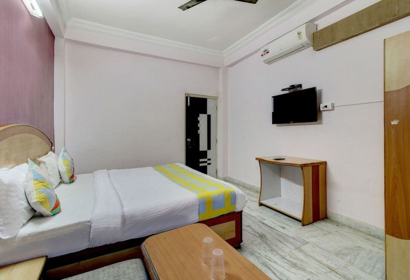 ホテル Abhishek Palace By Oyo Rooms