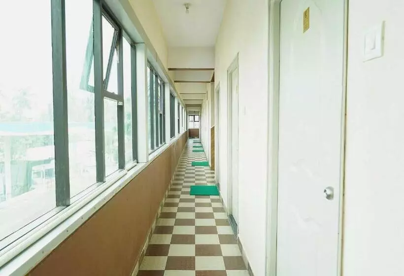 Hotelli Spot On 41441 Chinthu Comforts