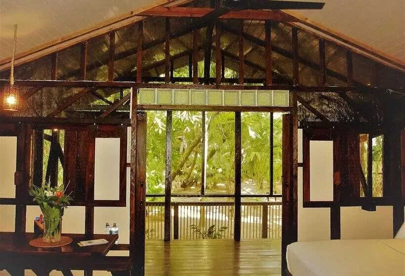 Hotelli Little Corn Beach And Bungalow