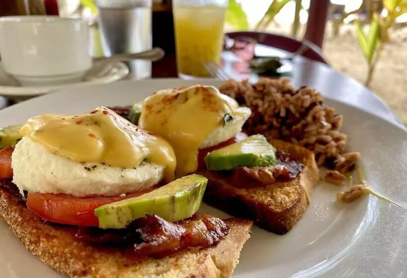 Hotelli Little Corn Beach And Bungalow