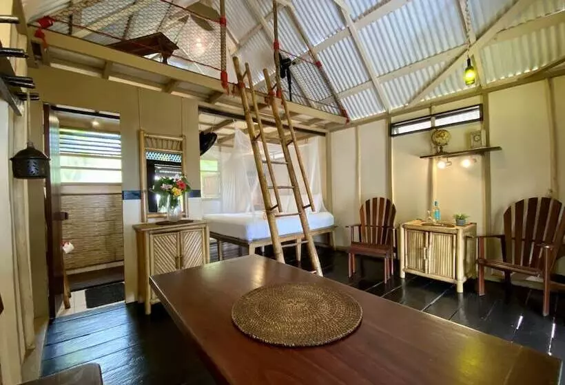 Hotelli Little Corn Beach And Bungalow