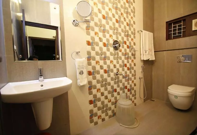 Hotel Lumino Highrange