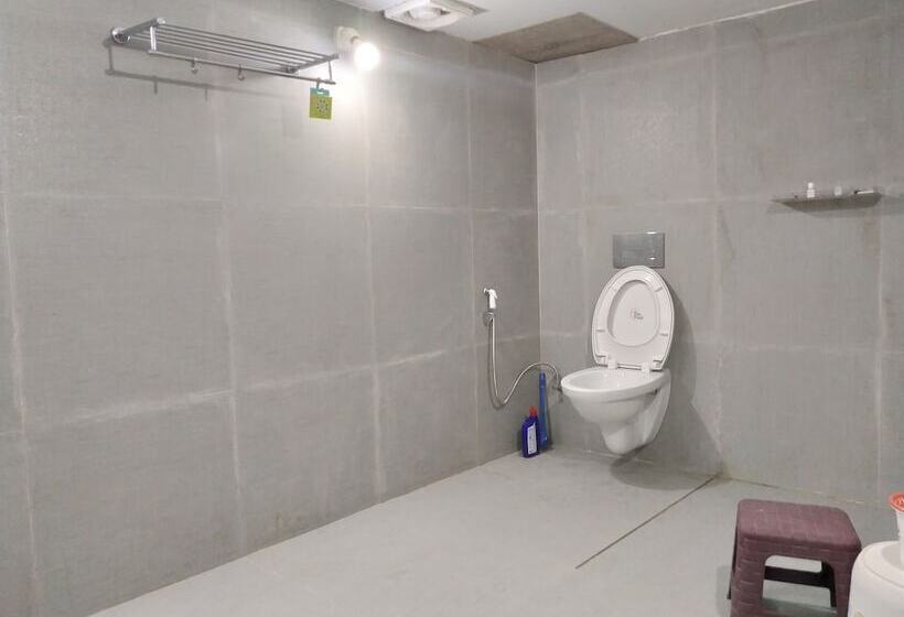 בית מלון כפרי Sc Continental