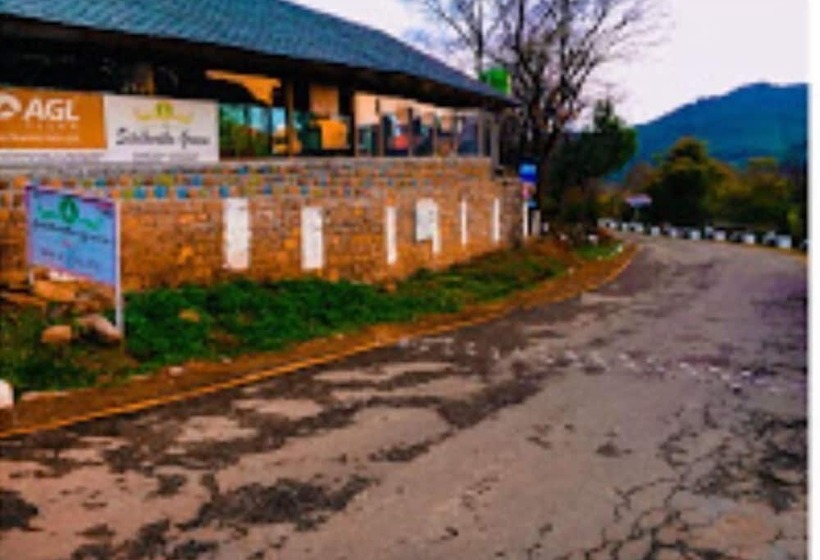 Hotel Siddhartha Greens Bir Billing