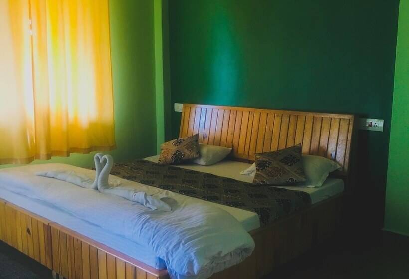 Hotel Siddhartha Greens Bir Billing