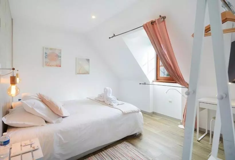 ペンション Domaine De Bersaillin