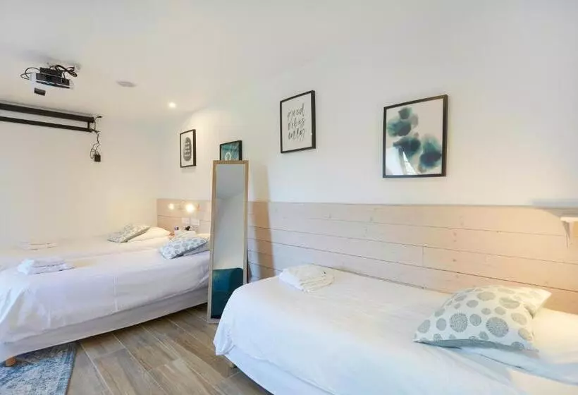 ペンション Domaine De Bersaillin