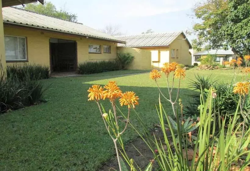 ペンション Emoyeni Country Lodge