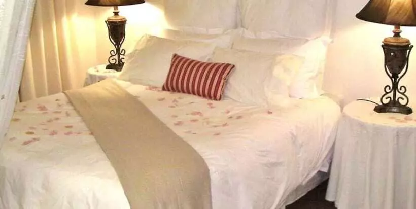 ペンション Emoyeni Country Lodge