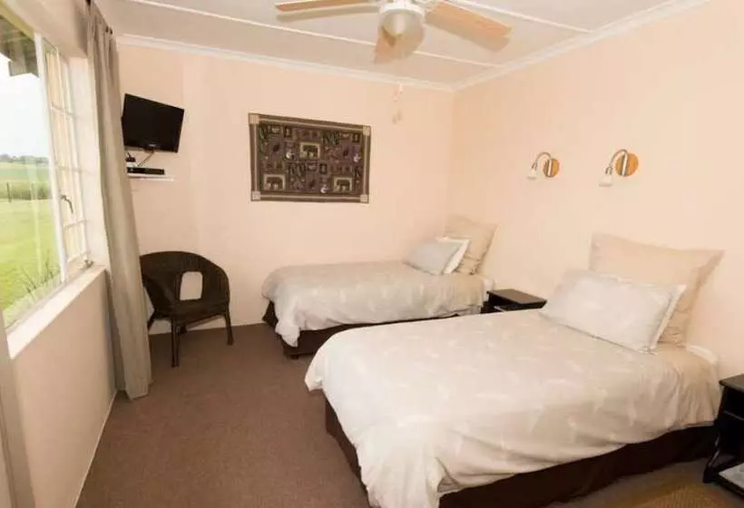 ペンション Emoyeni Country Lodge