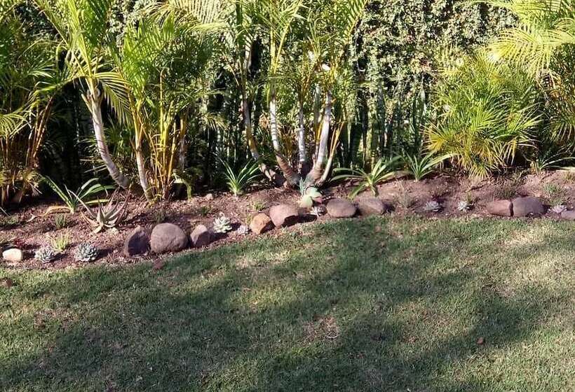 Пансион Emoyeni Country Lodge