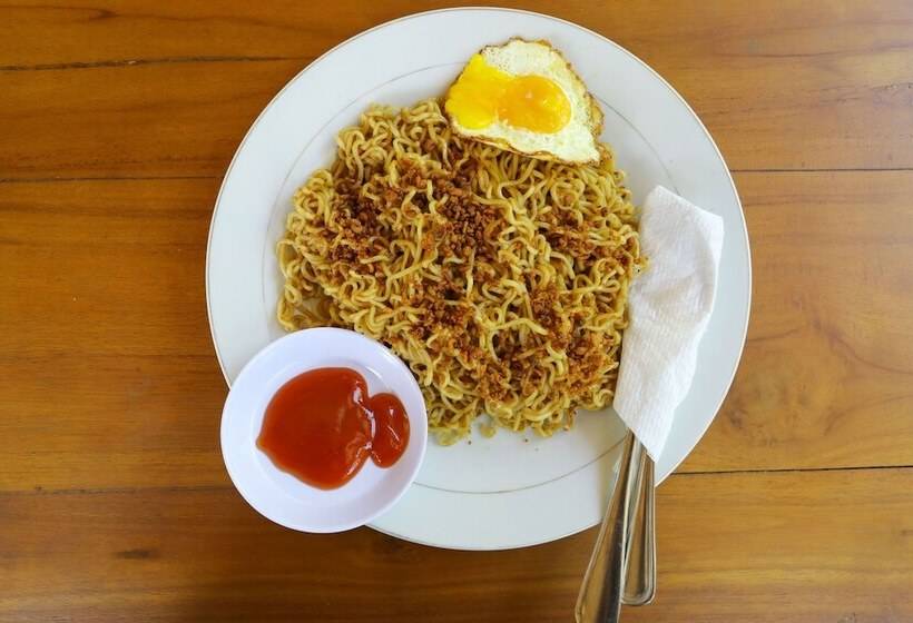 ペンション Ratu Cottage