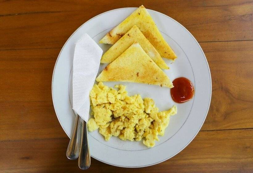 ペンション Ratu Cottage