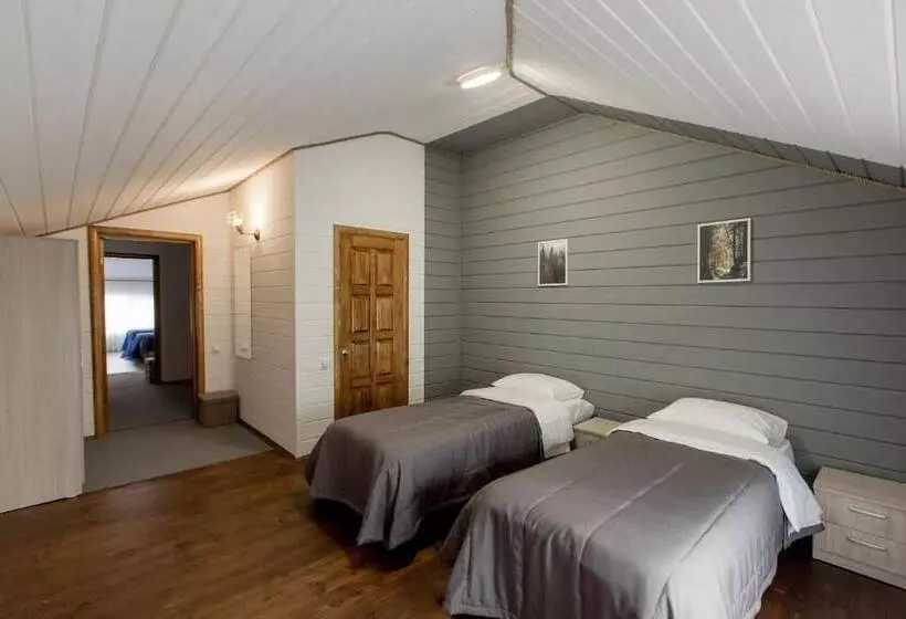 リゾートホテル Ski Club Liubogorie