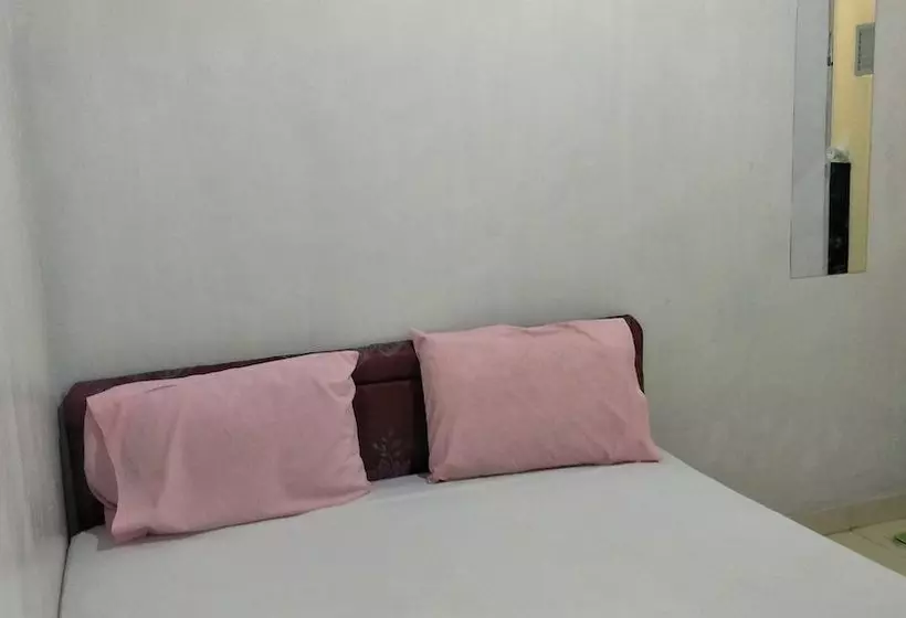 ユースホステル Bunar Tunggal