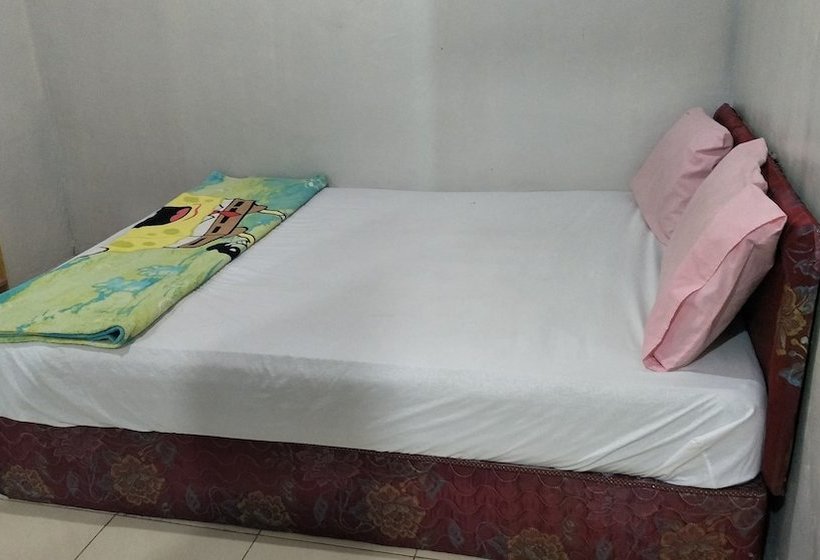 ユースホステル Bunar Tunggal