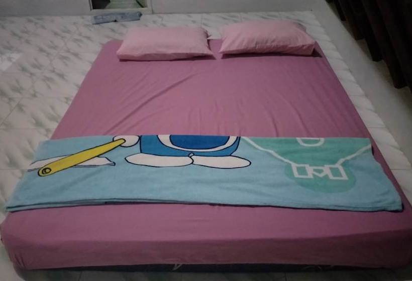 ユースホステル Bunar Tunggal