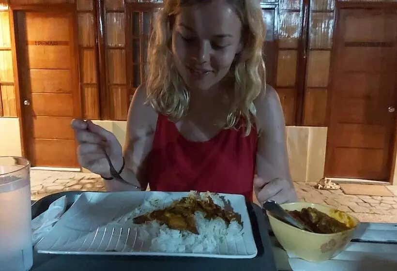 Hotelli Alegria Dive Resort