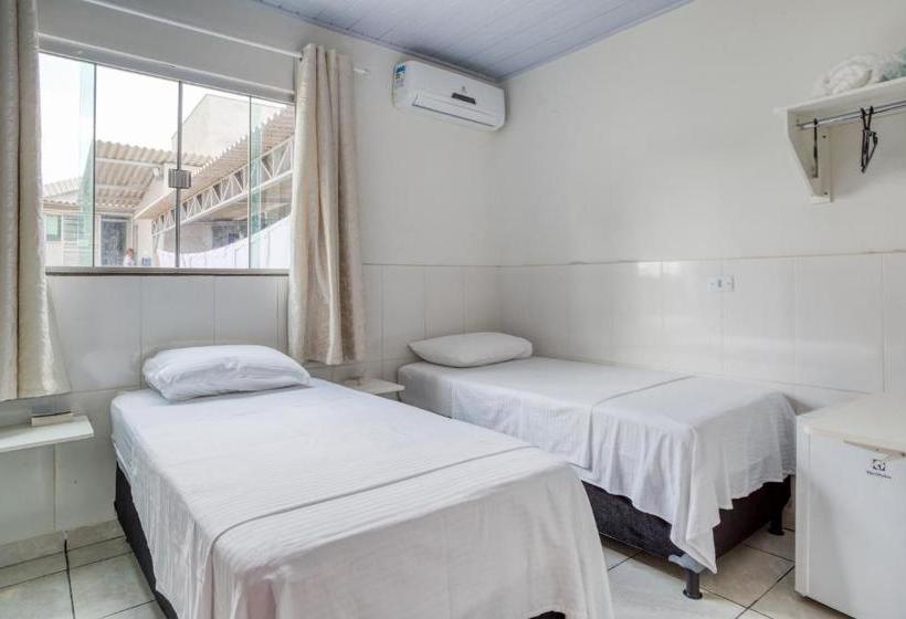 בית מלון כפרי Alfa By Oyo Rooms