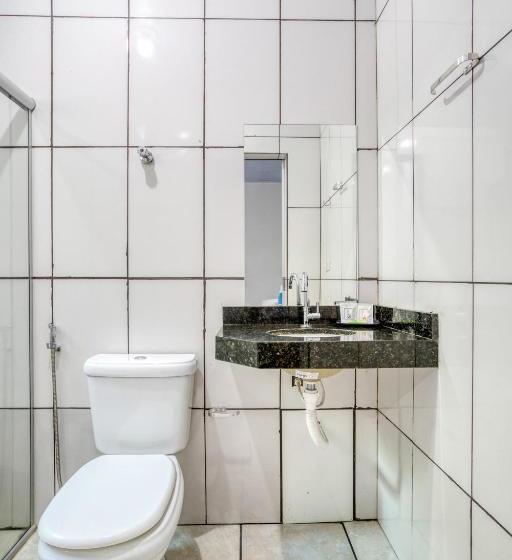 בית מלון כפרי Alfa By Oyo Rooms