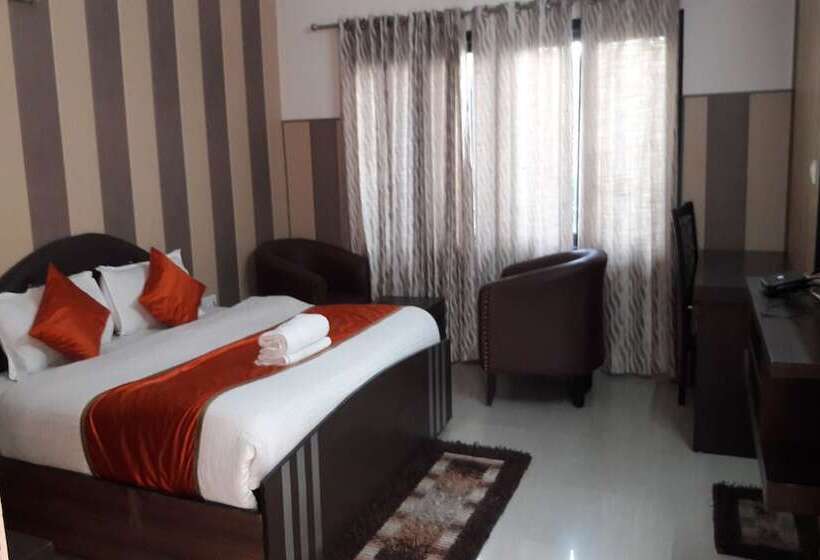 בית מלון כפרי Anandam Resort