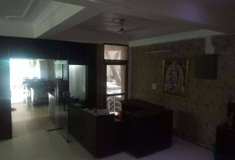 בית מלון כפרי Anandam Resort