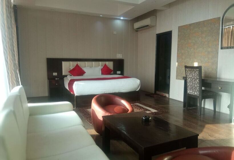 בית מלון כפרי Anandam Resort