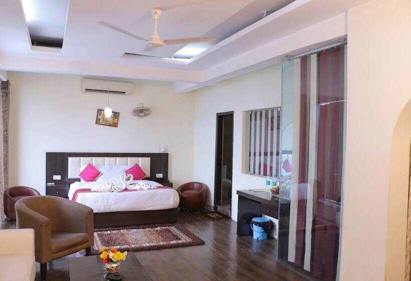 בית מלון כפרי Anandam Resort