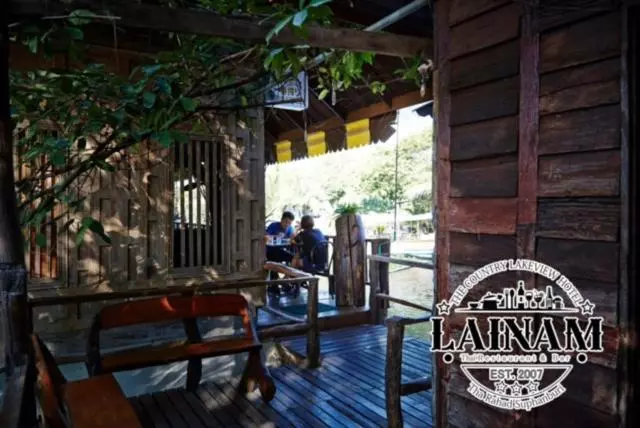 Hotelli Country Lake View