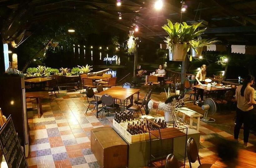 בית מלון כפרי Country Lake View