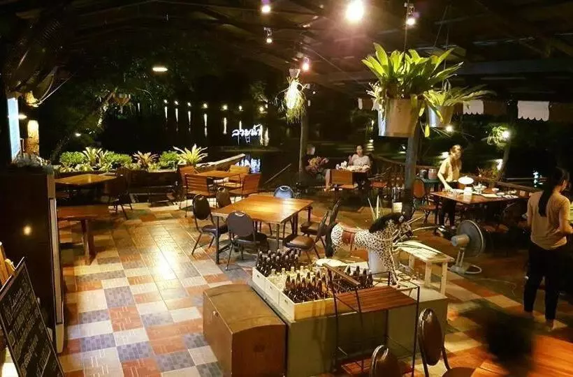 Hotelli Country Lake View