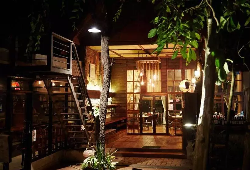 Hotelli Country Lake View