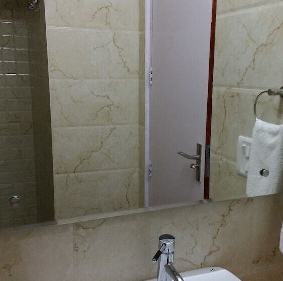 בית מלון כפרי Grand View Resort