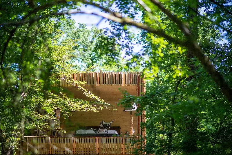 Hotelli Loire Valley Lodges