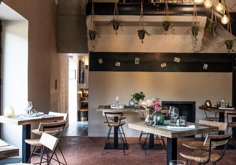 Hotelli Loire Valley Lodges