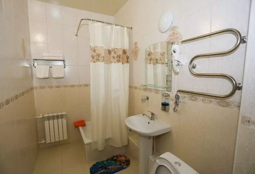 Hotelli Zvezda Tamani