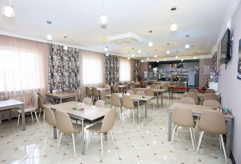 Отель Zvezda Tamani