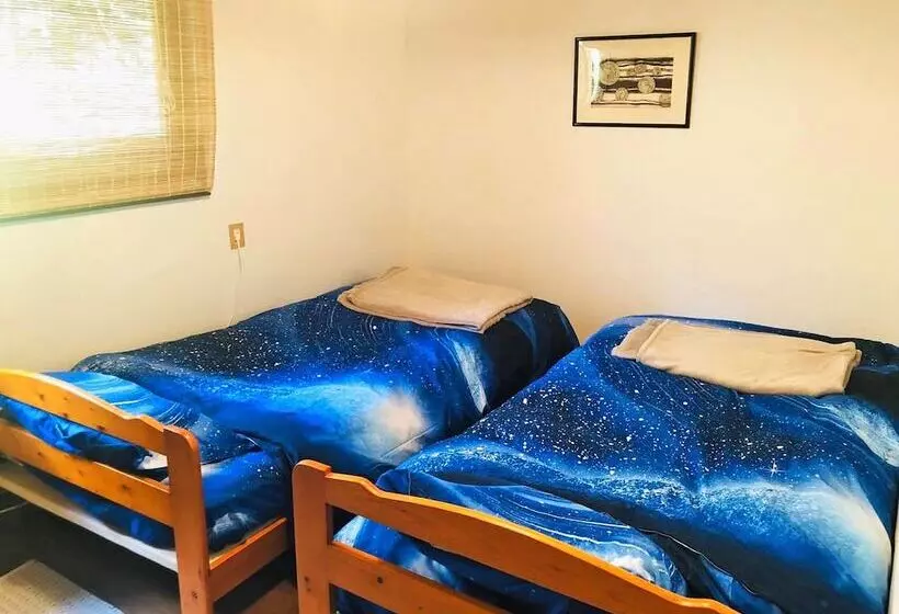 Majatalo Galaxy Guest House