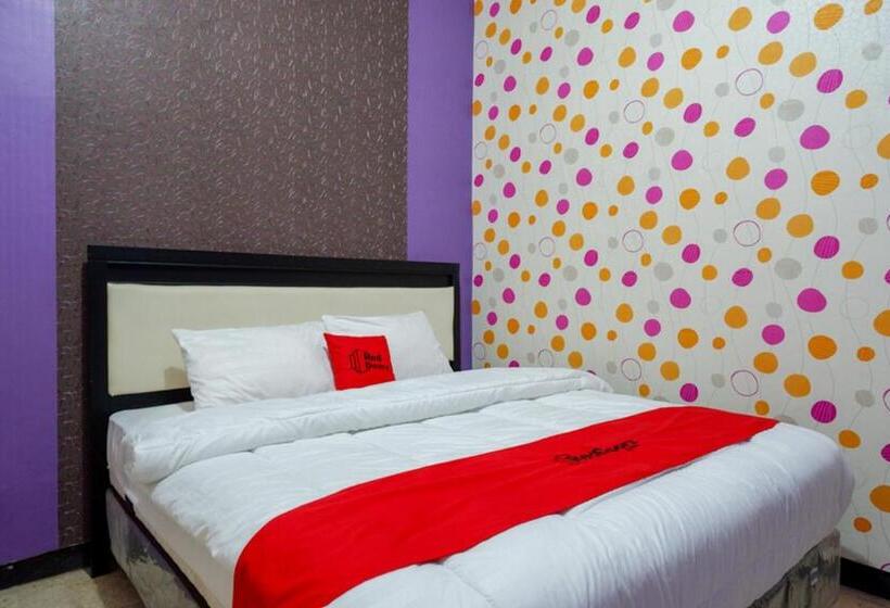 Pensjonat Reddoorz Near Stasiun Kebumen