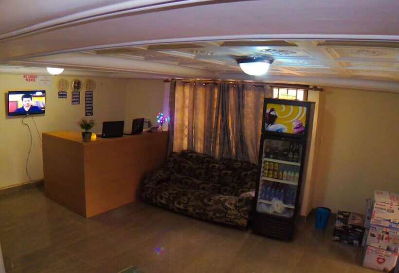 펜션 St Mary S At Hills Guest House