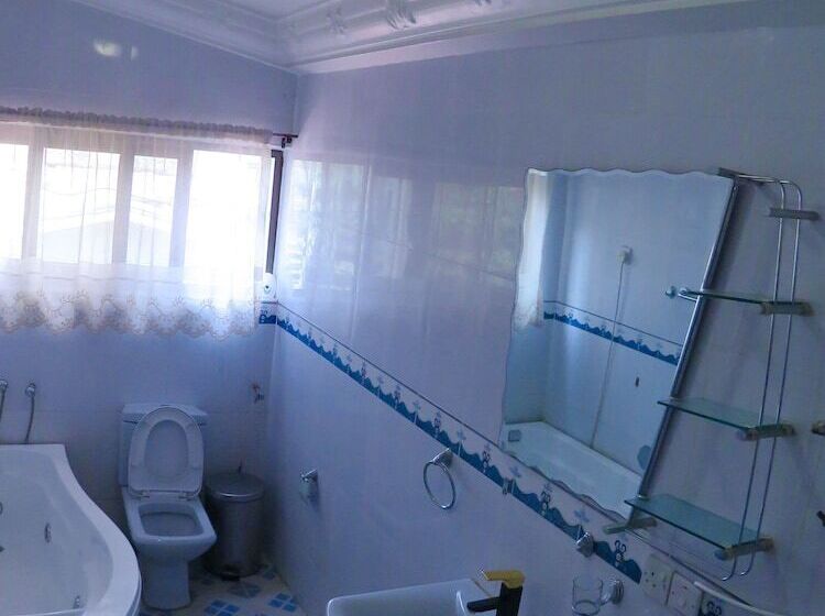 펜션 St Mary S At Hills Guest House