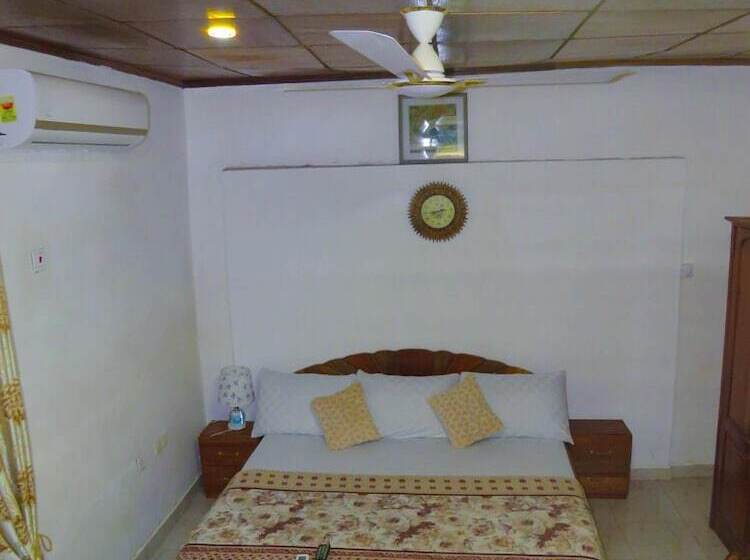 펜션 St Mary S At Hills Guest House