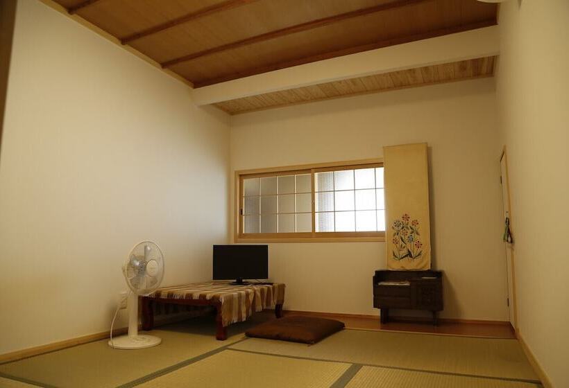 پانسیون Syouyayasikitokura