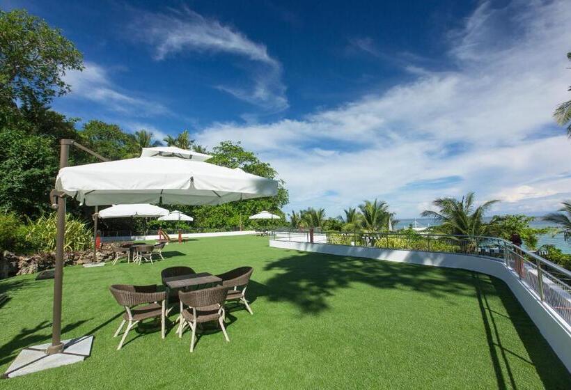 Amun Ini Beach Resort & Spa