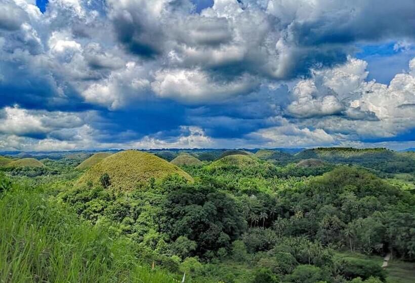 Amun Ini Beach Resort & Spa