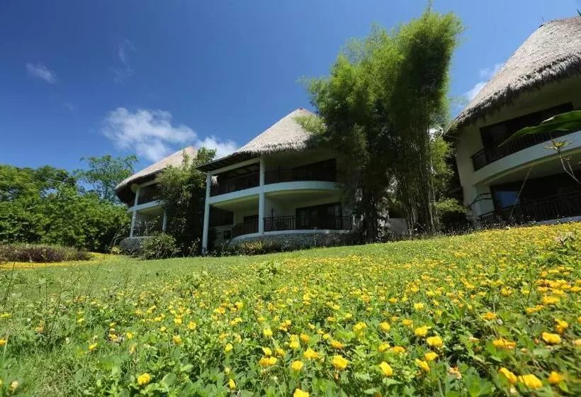 Amun Ini Beach Resort & Spa